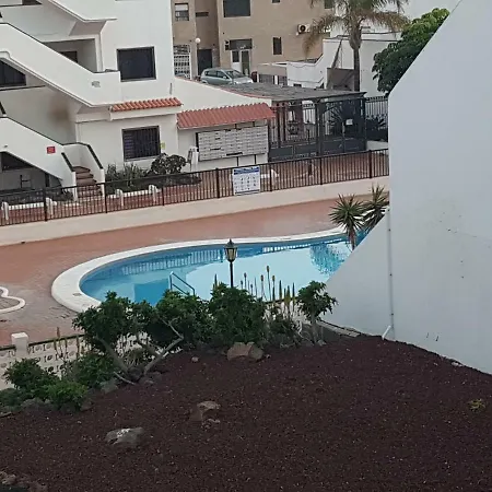 Calle Olimpia شقة